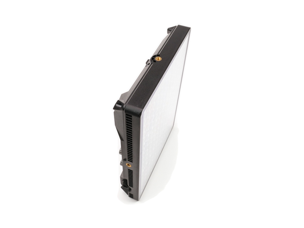 Aputure Amaran P60C RGB LED Panel Işık  <img src="../../../view/img/yildiz-3.png"